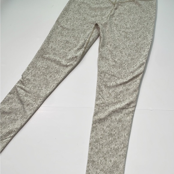 Gymshark DRY beige snakeskin print active Leggings SzS - Picture 7 of 12